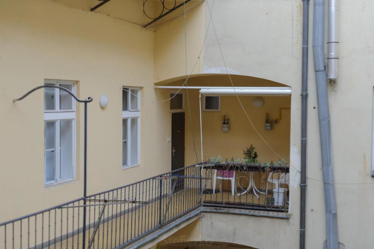 Pinkova Apartments Prague Exterior photo